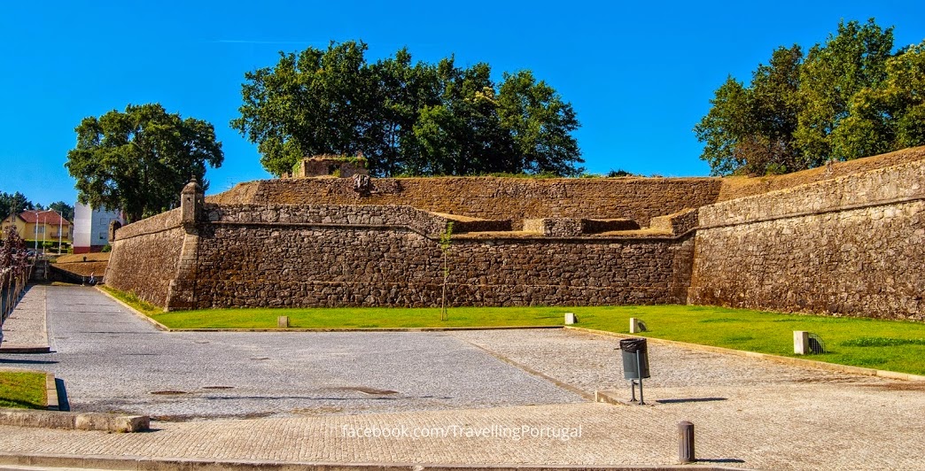 Muralhas de Monção e Centro Histórico