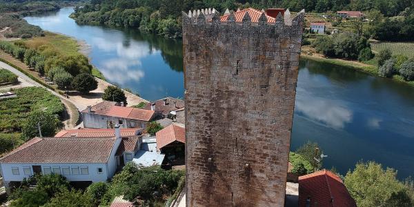 Torre de Lapela